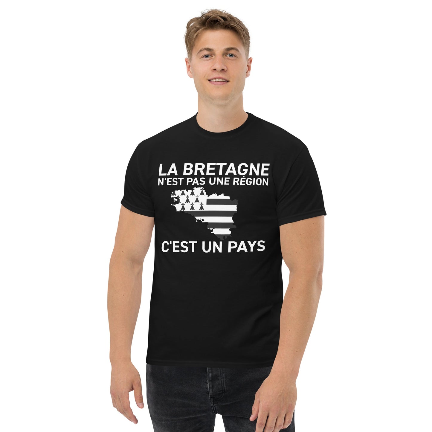 T-shirt fierté bretonne, la Bretagne n'est pas une région c'est un pays